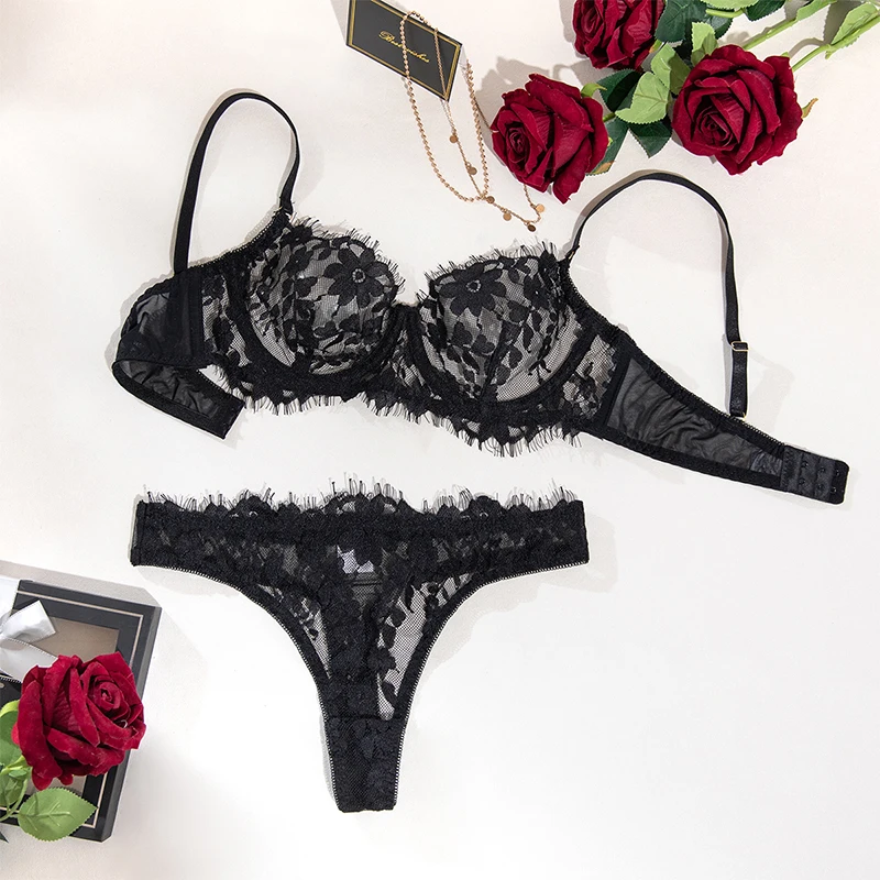 Sexy Romantic Lace Lingerie Gathered Outfits Ladies Erotic Flowers Underwear Set for Women Strap Joker Bra and Panty Black 2024