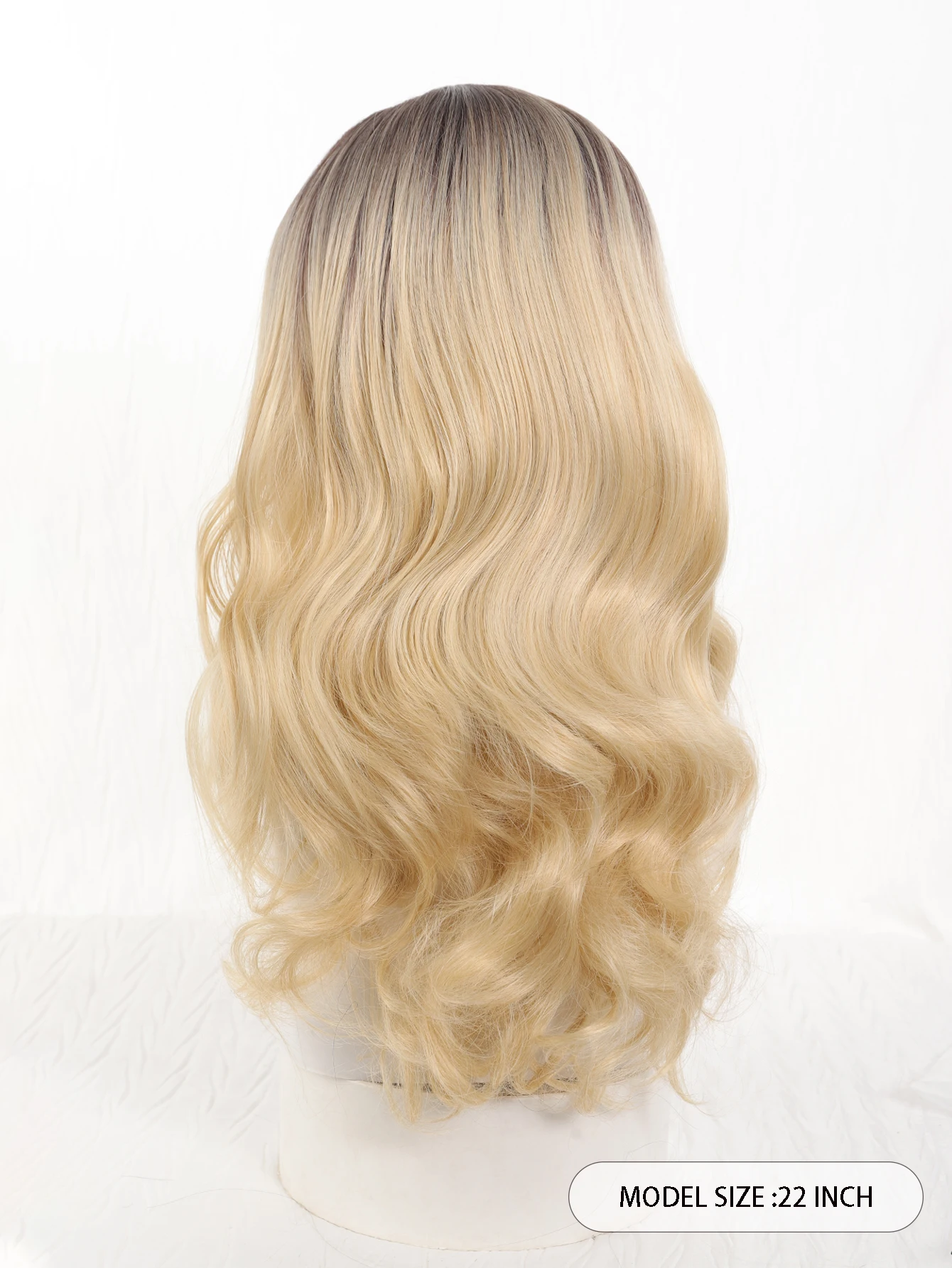 JINKAILI Blonde Ombre Cosplay Wig 22 Inch Middle Long Wigs Synthetic Middle Part Wig For Women image 4