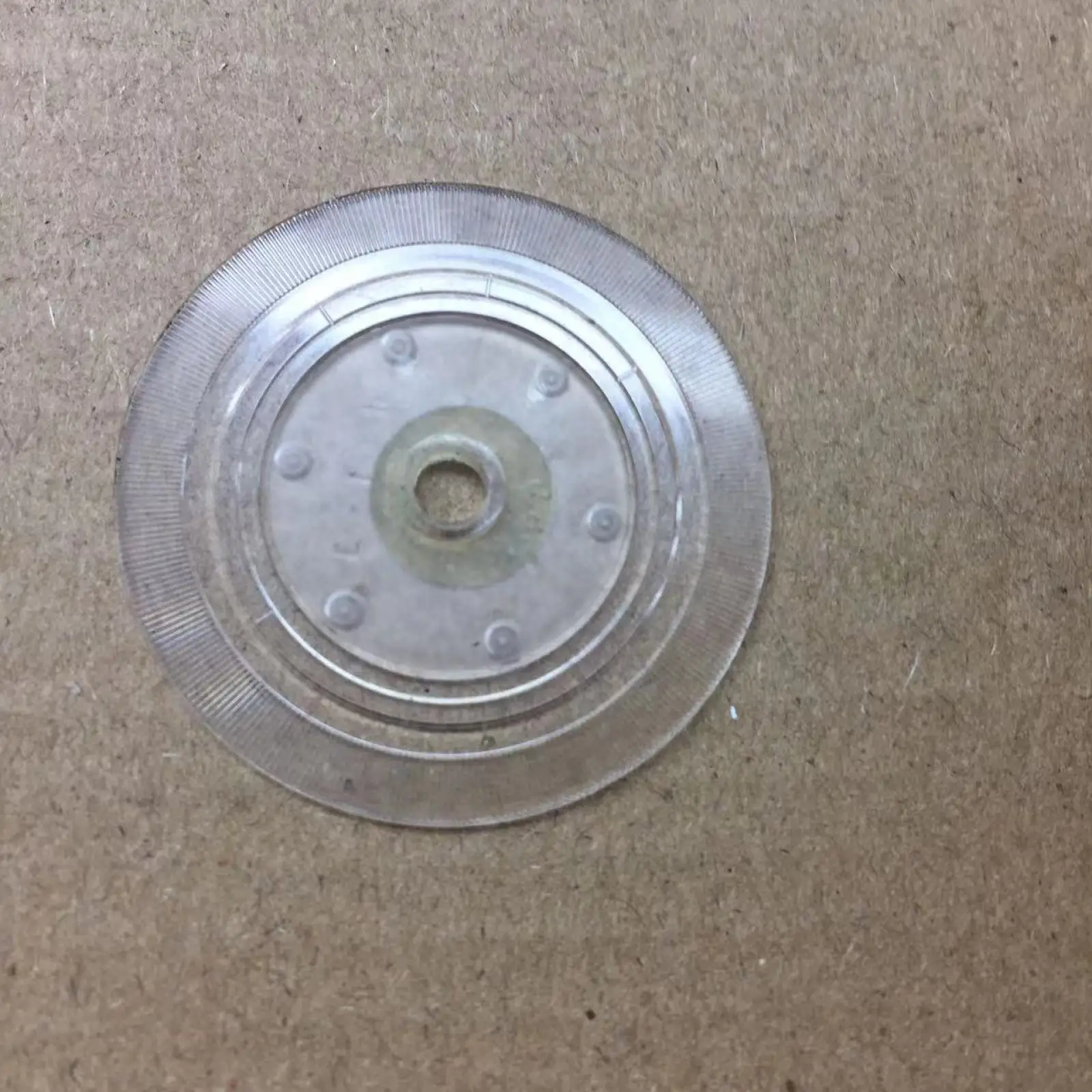 

Диск кодировщика подходит для Epson ET2951 ET2875 ET2840 ET2820 ET2870 ET4700 ET2850 ET2950 ET4800 ET2830 ET2864 ET2950U ET2826 ET4500