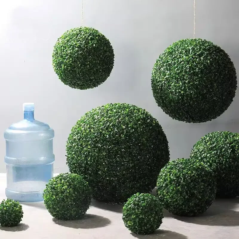 2Pcs Outdoor Artificial Plant Green Topiary BallFaux Plant Decorative Grass Balls for Home Patio Garden Balcony Wedding Props