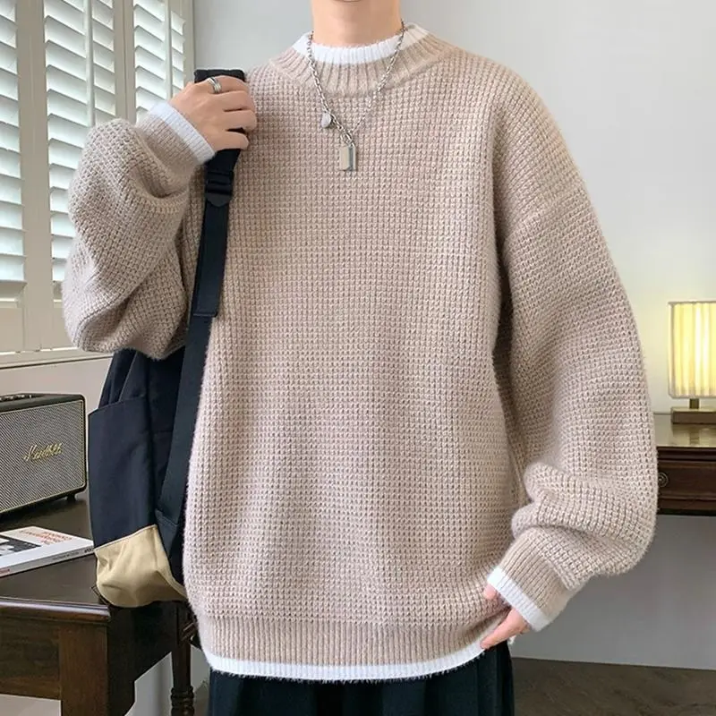 Falso due maglioni da uomo autunno e inverno stile mezzo collo alto Base maglione lavorato a maglia Casual da uomo sciolto e semplice Top bianco