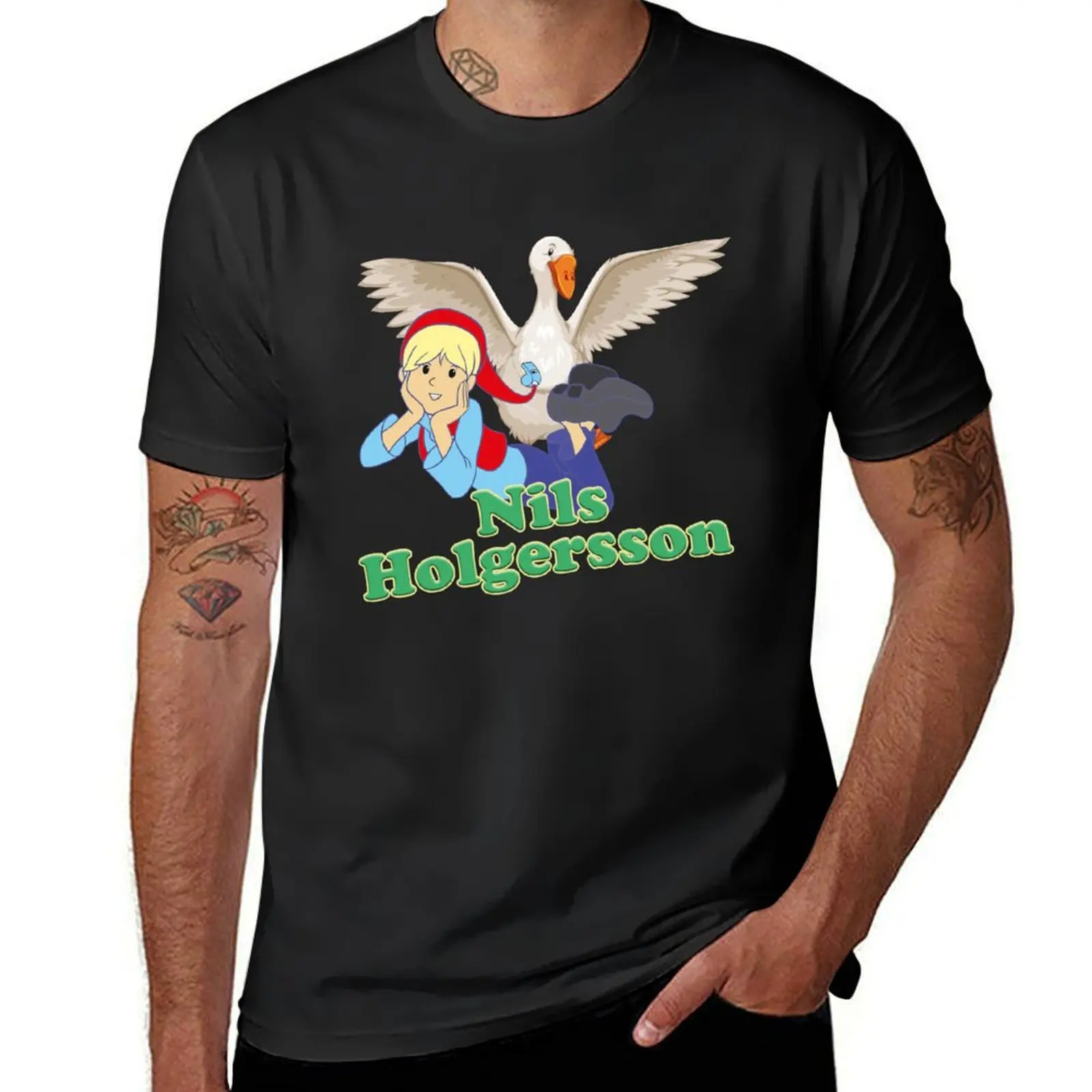 The little gnome Nils Holgersson flies with the wild geese and hamster Krümel and has great adventures T-Shirt