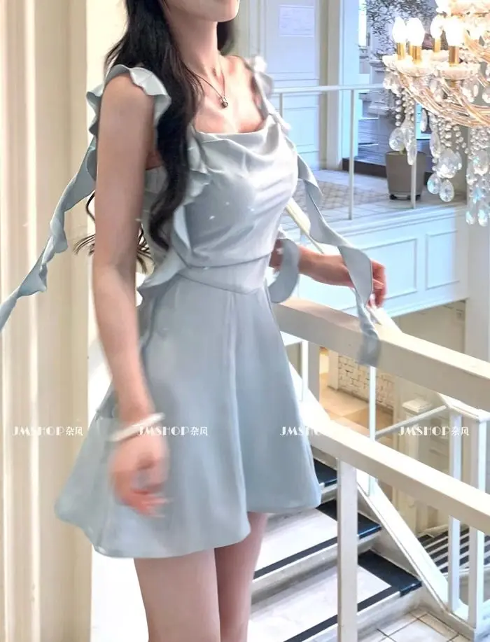 فستان بحمالات من الساتان بدرجة حرارة للنساء على شكل حرف A