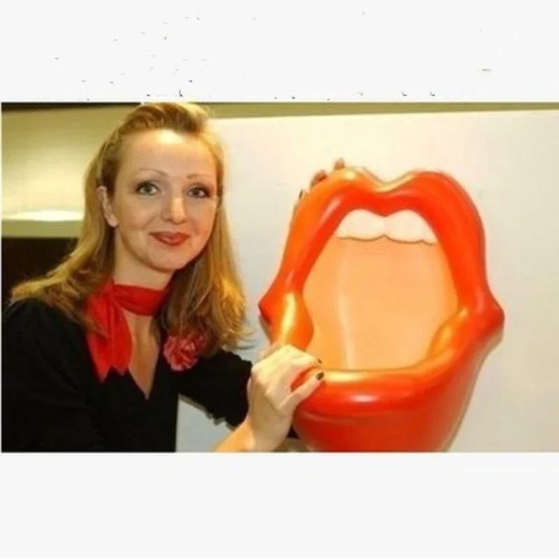 Creative Alternative Personalized Red Mouth Red Lips Red Lips Mouth-Shaped Urinal Urine Cup Urinal Diaper Cover Toilet