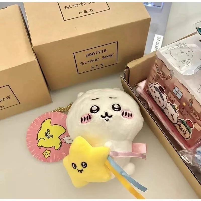 MINISO Chiikawa Usagi Hachiware nuevo Anime Japón lindo muñeco de dibujos animados Kawaii regalo de cumpleaños parque de atracciones decoraciones de escritorio agradable