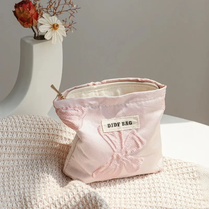 Women\'s Makeup Bag Small Pink Bow Large Capacity Makeup Lipstick Storage Bag Portable Coin Purse Commuter Clutch Ins Style