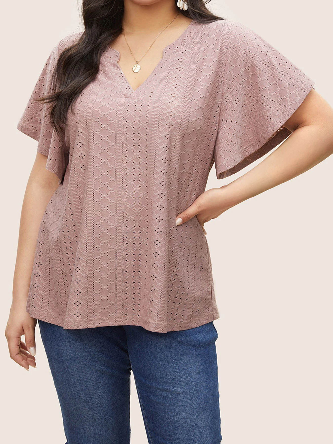 

2024 Europe And The United States Summer New Women's Plus Size Palace Lock V-Neck Bat Shirt Hollow Out Breathable Short-Sleeved