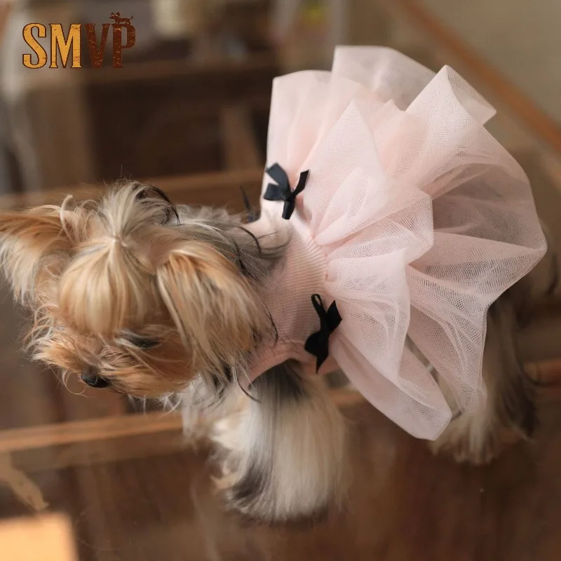 

Summer Breathable Pink Vest Dress Bow Bud Wedding Dress Princess Style That Can Be Worn By Small and Medium Dogs