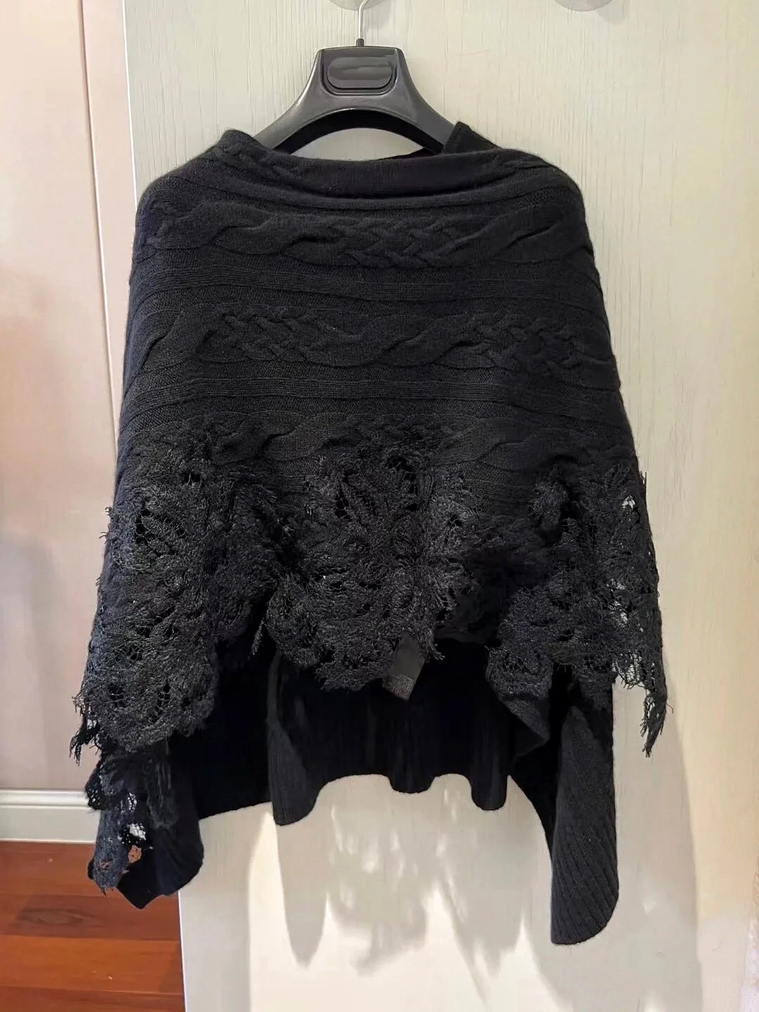 

High Quality Winter Cashmere Sweater Elegant Ladies Black Embroidered Shawl Fashion Women's Grey Cardigan Knitted