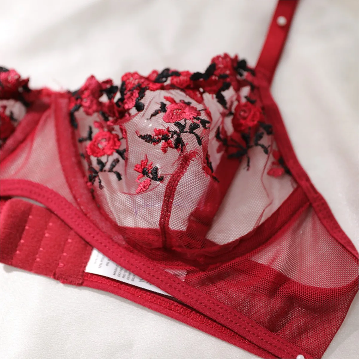 Embroidered Print Brassiere Lingerie Sexy Set Womens Underwear Exotic Emotional Bra Set G-string Women\'s Push Up Thin Bralette