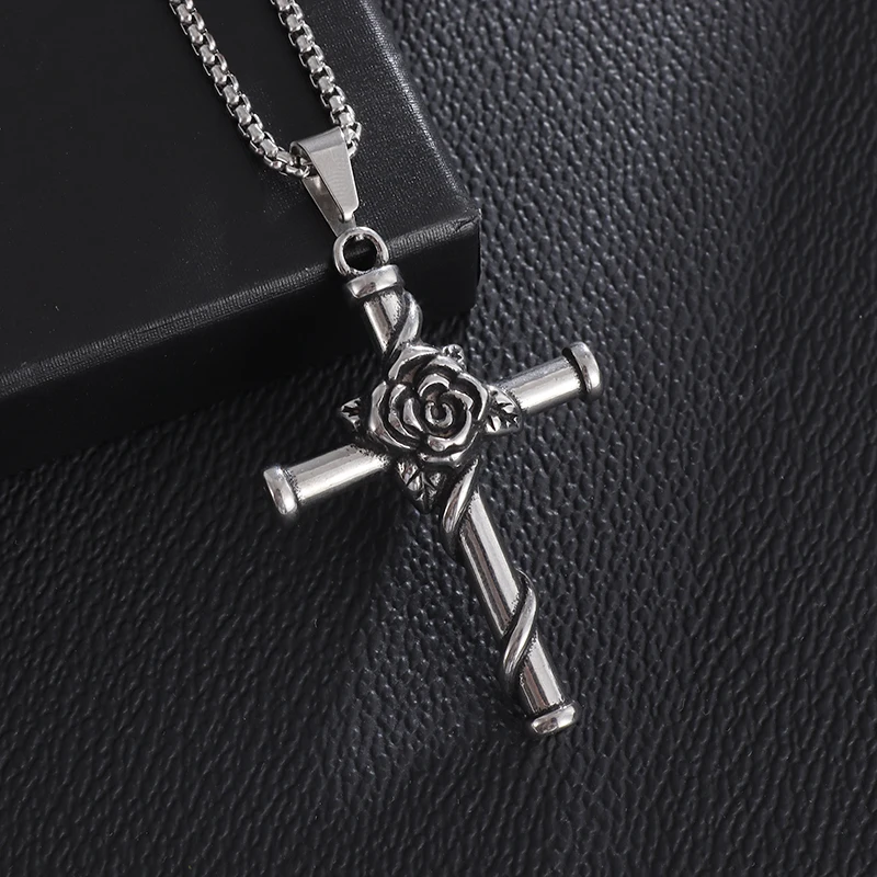 Fashionable and Creative Thorns and Roses Entwined with Cross Pendant Necklace To Exorcise Evil Spirits and Protect Yourself