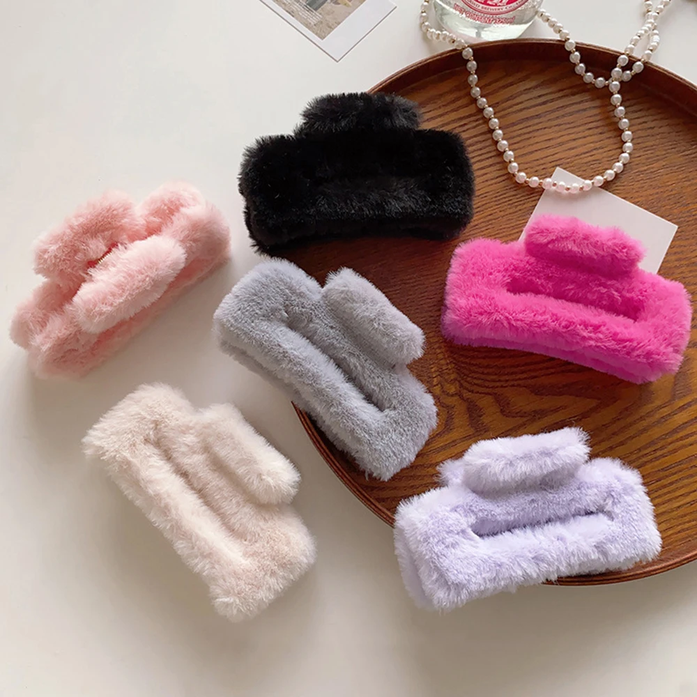 Winter Plush Square Hair Claw For Women Elegant Acrylic Hairpins Faux Fur Hair Clip Barbie Pink Barrette Crab Hair Accessories