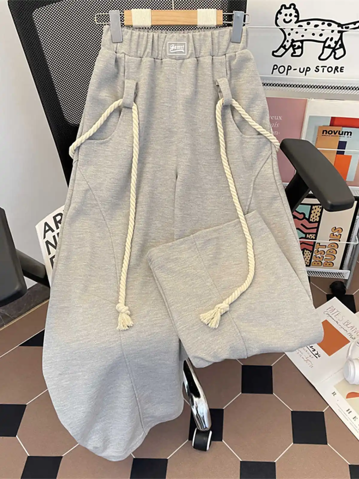 

2025 Harajuku Wide Leg Sweatpants for Women Elastic Waist Casual Sport Pants Woman Streetwear Gray Oversize Sportswear Female