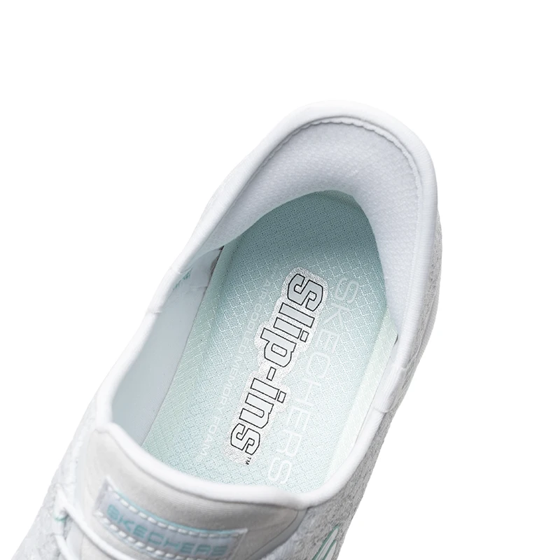 スケッチャーズ レディース カジュアルシューズ、快適、クッション性、通気性、デイリートラベルシューズ 150125-Wht