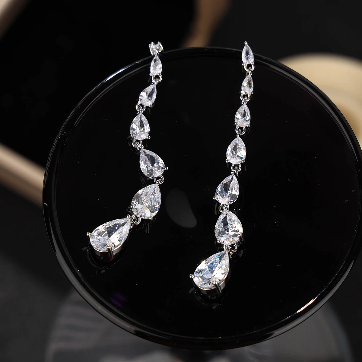 Cubic zirconia bridal earrings for female brides, crystal chandelier wedding pendant earrings for prom or beauty pageants