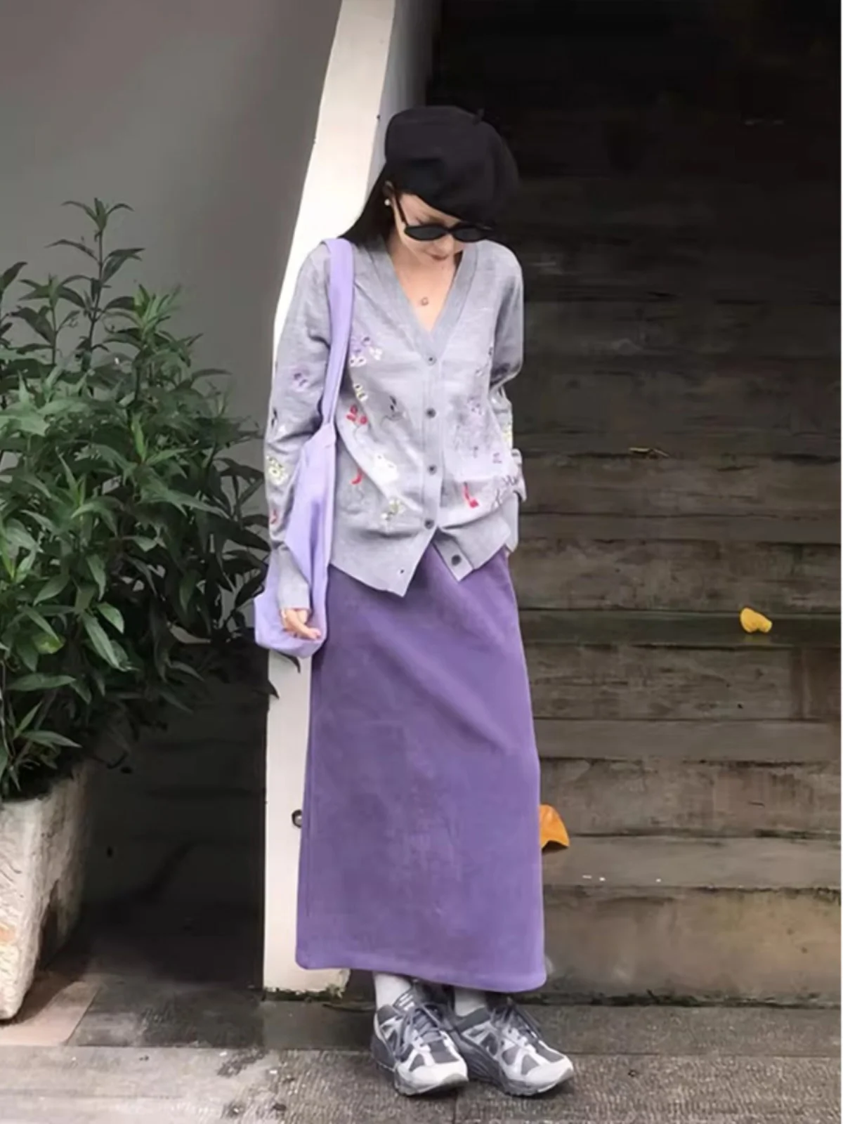 Saia Casual de Veludo Cotelê para Mulheres Outono Inverno, Cintura Alta, Midi, com Fenda, Versátil e Atraente