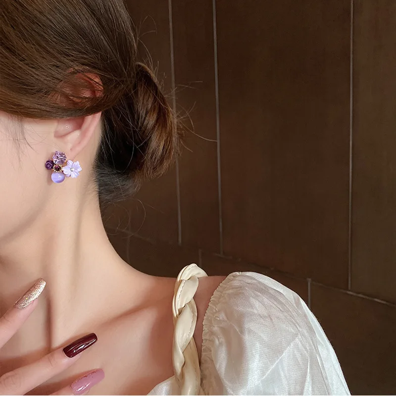 Classic Vintage Elegant Crystal Flower Stud Earrings for Women Creative Temperament Exquisite Fashion Earring Jewelry