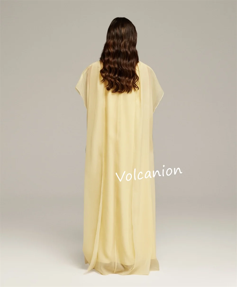 カスタマイズされたオーガンザプリーツ A ラインハイカラーミディド​​レスオーダーメイドの機会ホームカミングシンプルカジュアルサイズあり