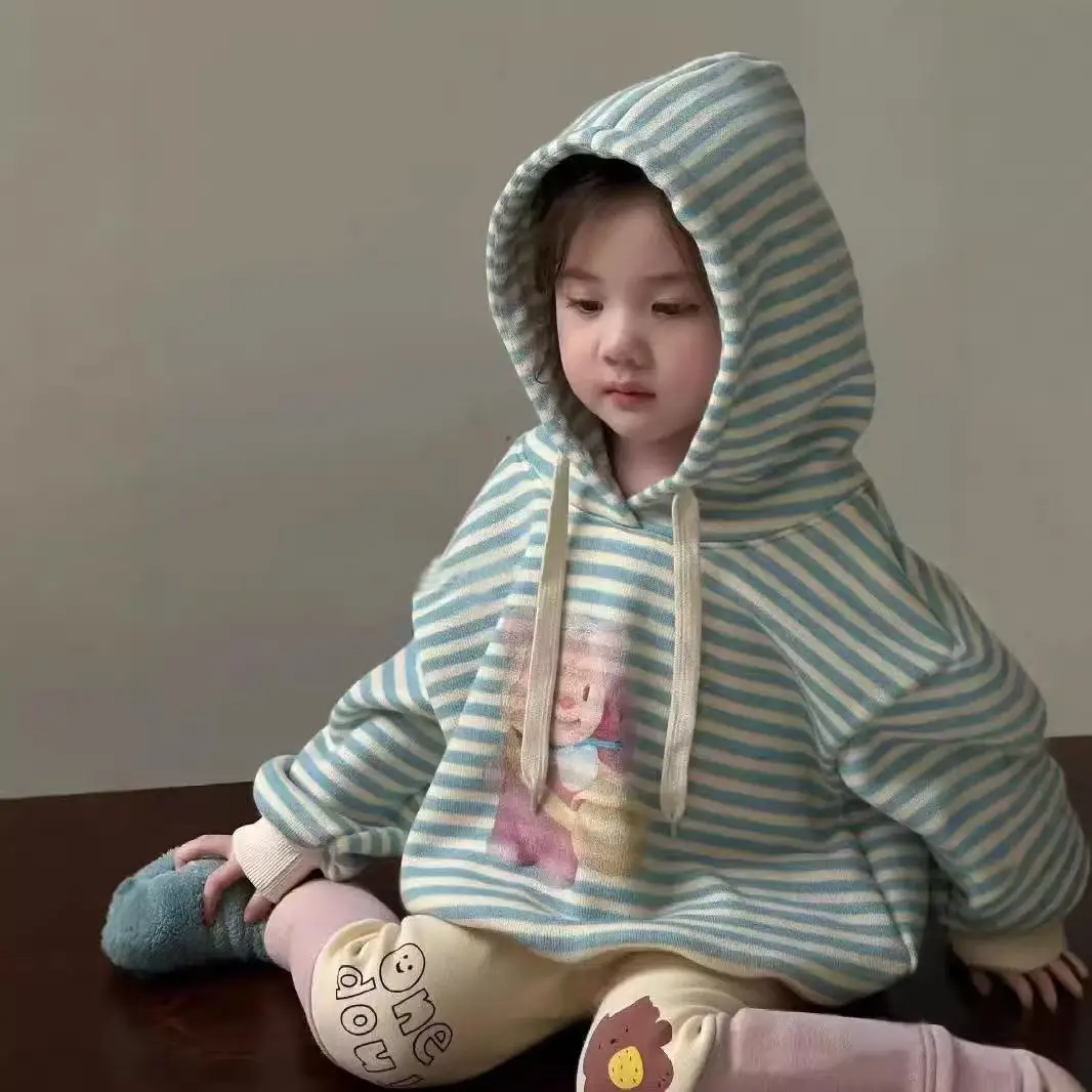 

Children's Casual Hoodie Autumn and Winter Girls Loose Hooded Striped and Plush Thick Hoodie Without Hat Rope