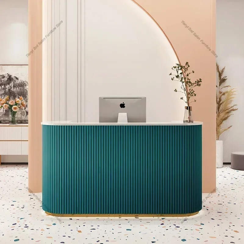 

Простота итальянского стиля Стойки регистрации Салон красоты Магазин одежды Стойки регистрации Дизайнерская офисная мебель Свет HBRD