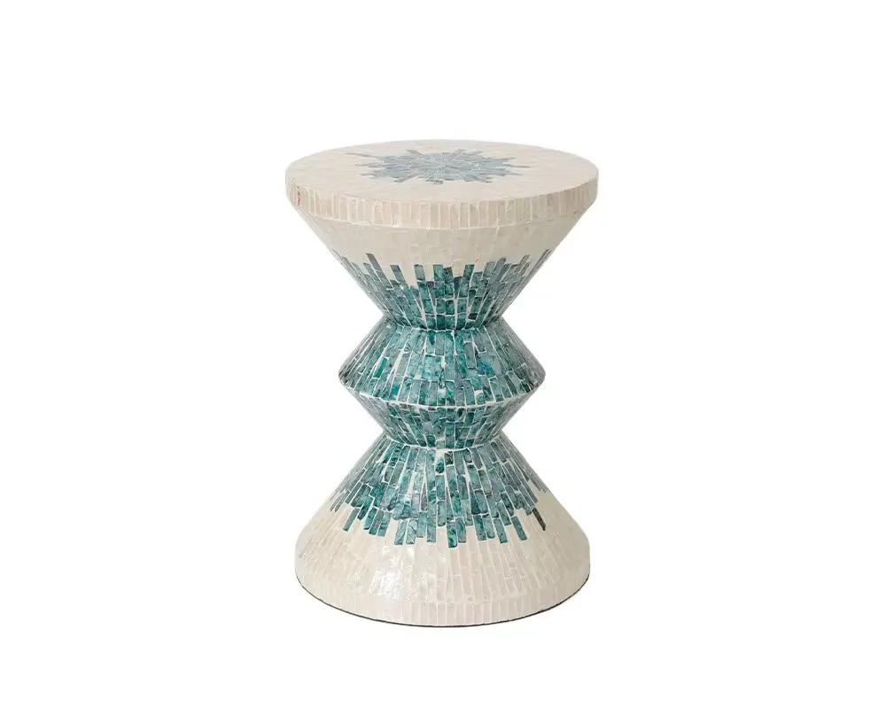 Light Luxury Nanyang Style Home Furnishing, Living Room Decoration, Few Movable Turquoise Green Shell Piers Next To The Sofa