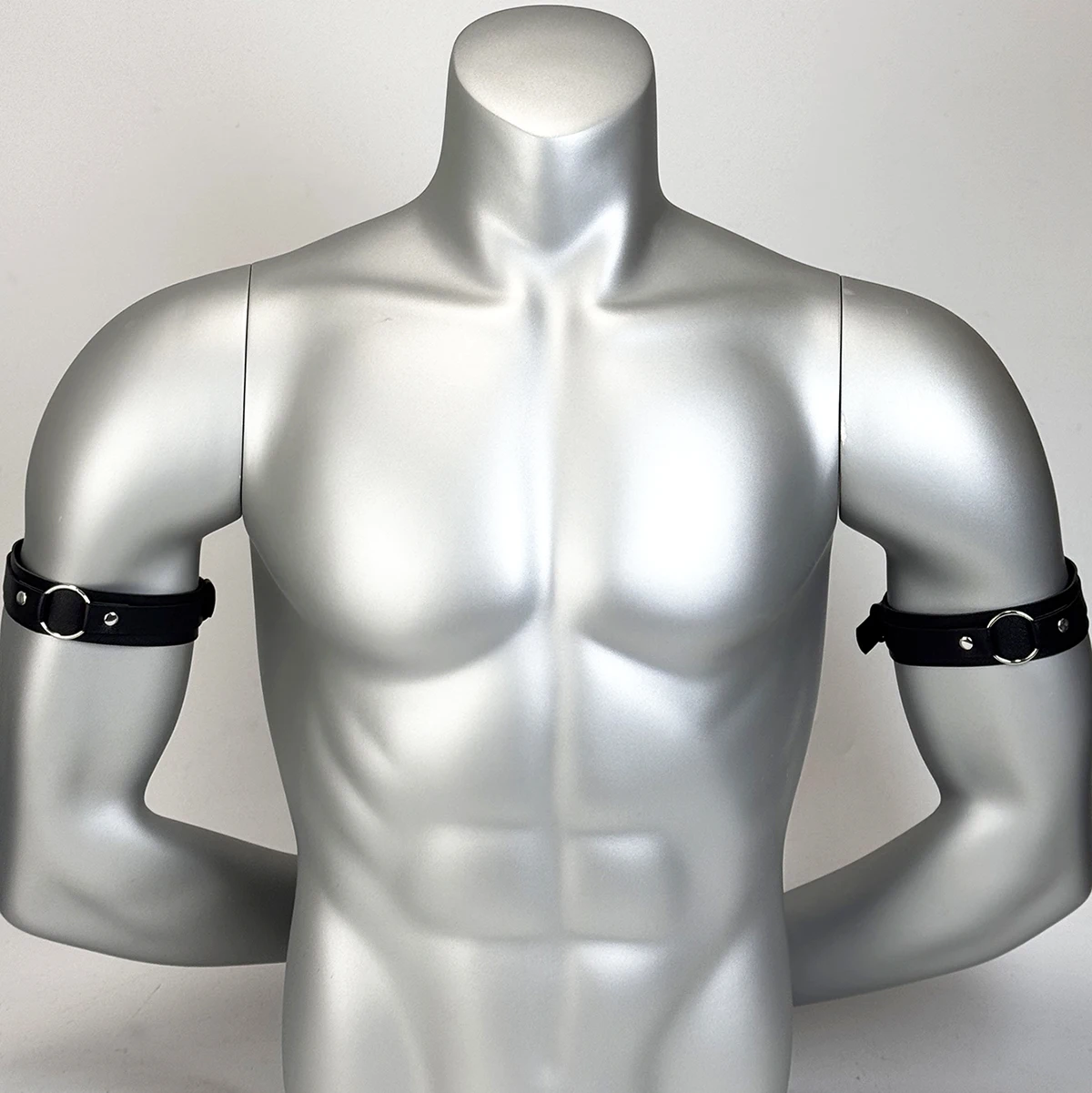 1/2 Piezas Brazalete Superior de Cuero Negro para Hombre, Brazalete Ajustable, Arnés de Brazo, Cinturón de Disfraz para Discoteca, Accesorios de Cosplay