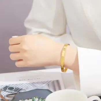 8 best sales 愛情手鐲 - №1