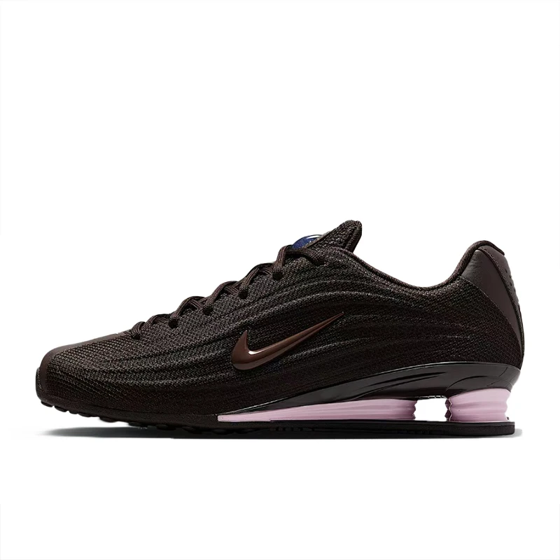 Nike SHOX Z: Versatile and stylish, black and brown. Durable and lightweight women's low-top casual sneakers  HQ7540-200