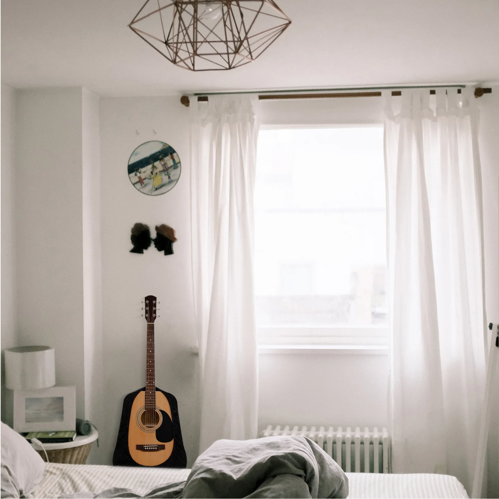 

1Pc Exquisite Black Flannel Guitar Cover for Protective Storage of Electric Bass Ukulele Instruments