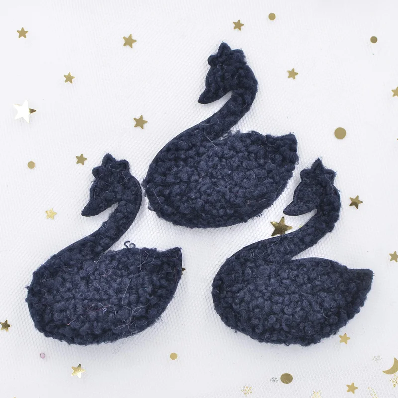 10Pcs Puffy Soft Teddy Plush Padded Patches Swan Appliques for DIY Clothes, Crafts, Hat, Bag, Woolen Gloves, Socks Ornament