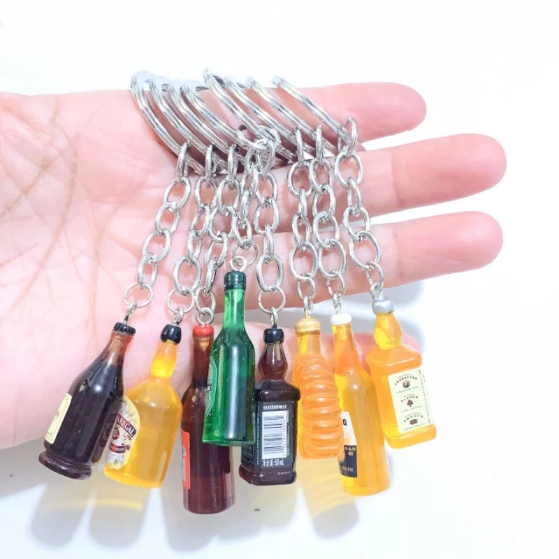 1 llavero con colgante de botella de cerveza 3D de resina, accesorios Para bolso, llaveros de joyería, Llaveros Para Hombre