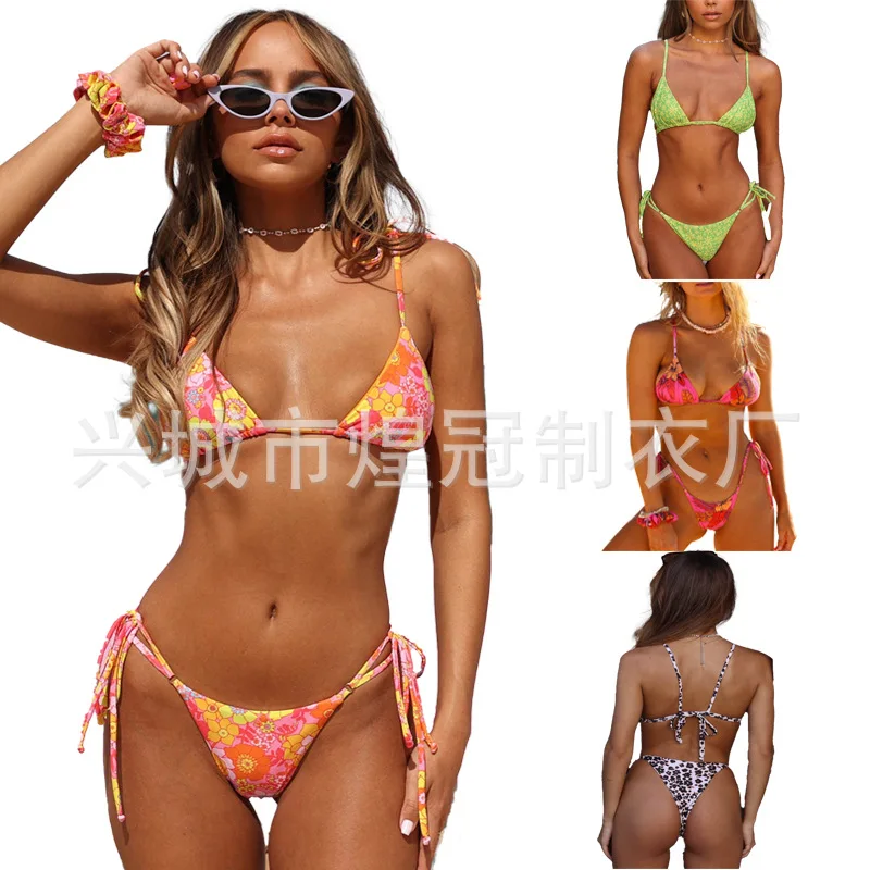 New European and American women's bikini strap sexy swimsuit with small floral split swimsuit