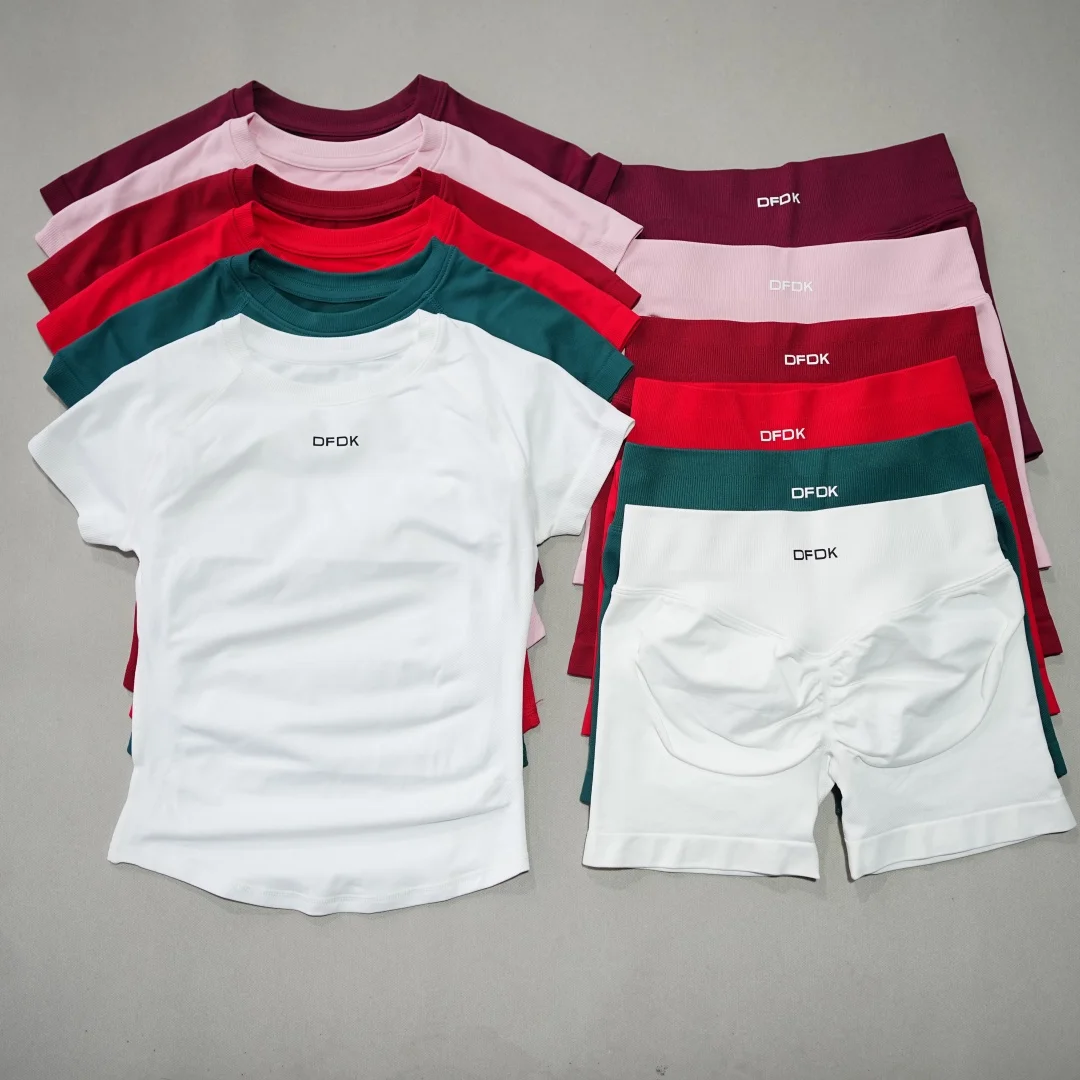 DFDK 2Pcs Quick Dry Seamless Set, Short Sleeve Yoga Top, High Waist Shorts, Daily Running Gym Outfit