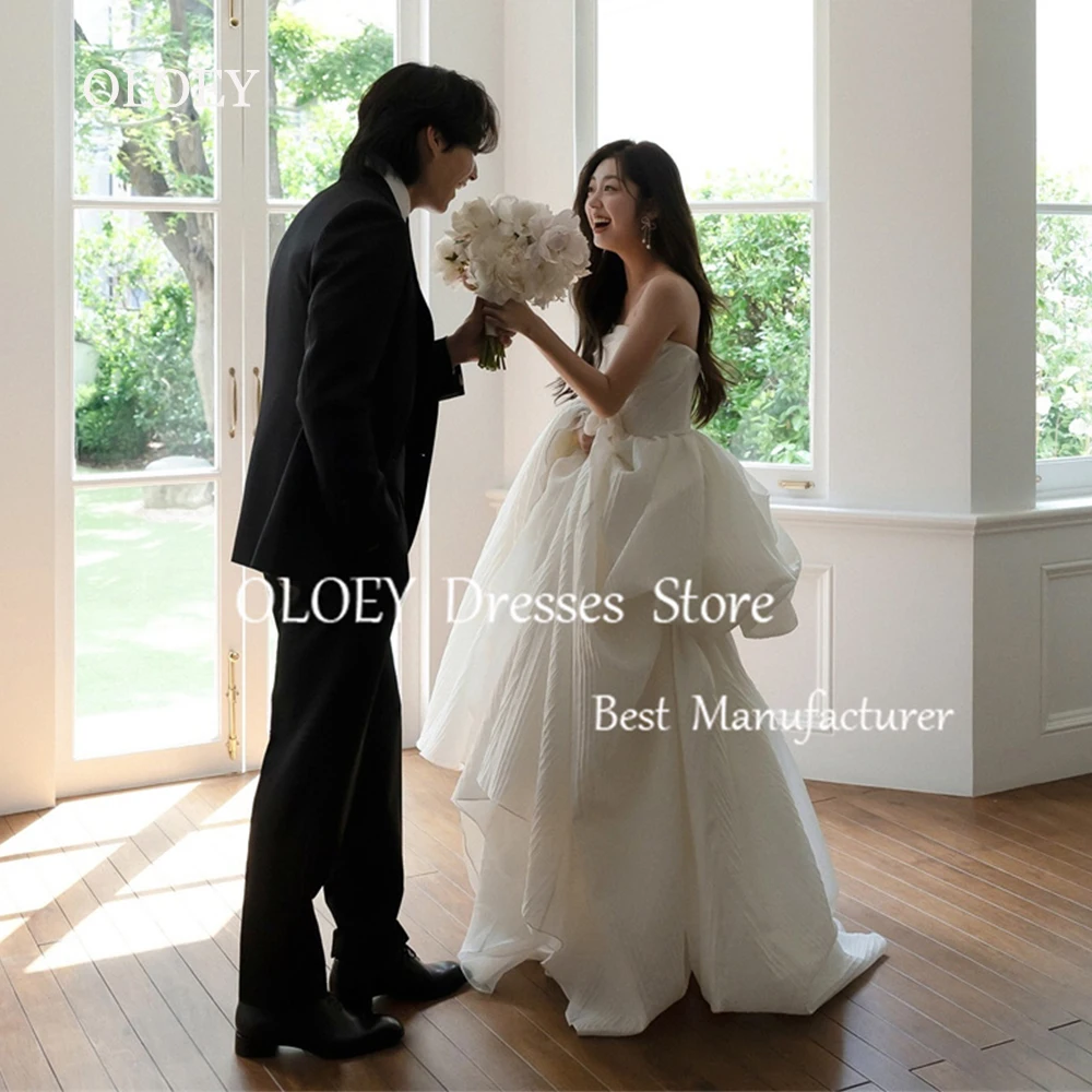 

OLOEY Elegant Strapless Wedding Dress With Sleeves Korea Photoshoot Pure Ivory Bridal Gown Floor Length Tiered Pleat Party Dress