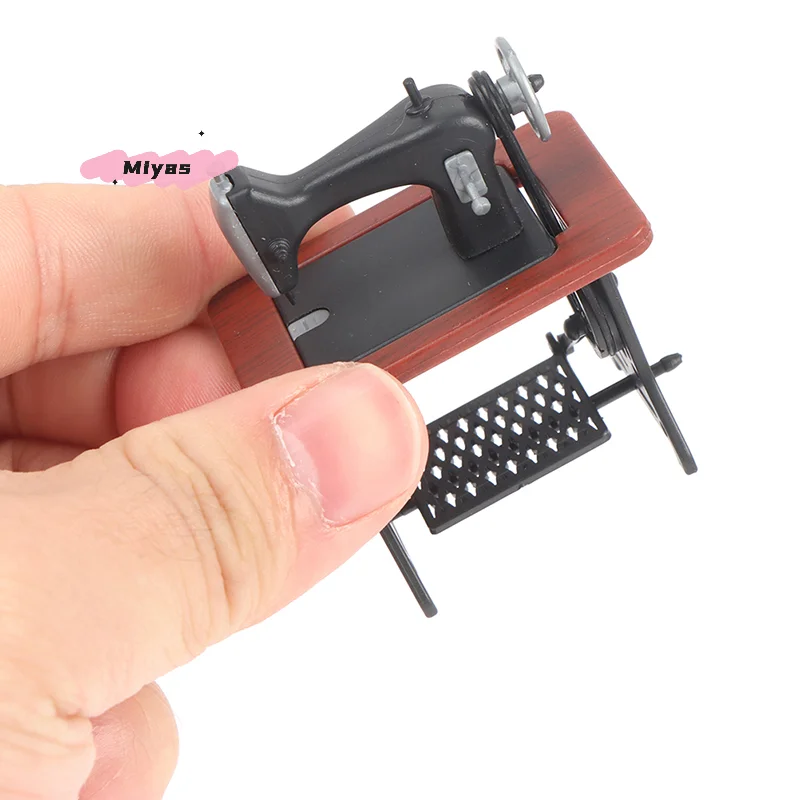 

1 шт. 1/12 масштаб кукольный домик миниатюрная швейная машина модель-декоративная игрушка мебельный аксессуар для кукольных домиков