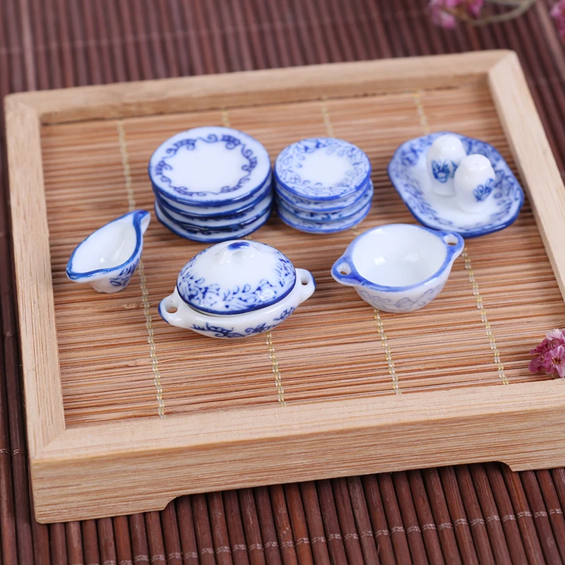 

15Pcs/set Cute Blue Mini Dollhouse Ceramic Printing Tableware Bowl Food Dishes Plates Kitchen Toy