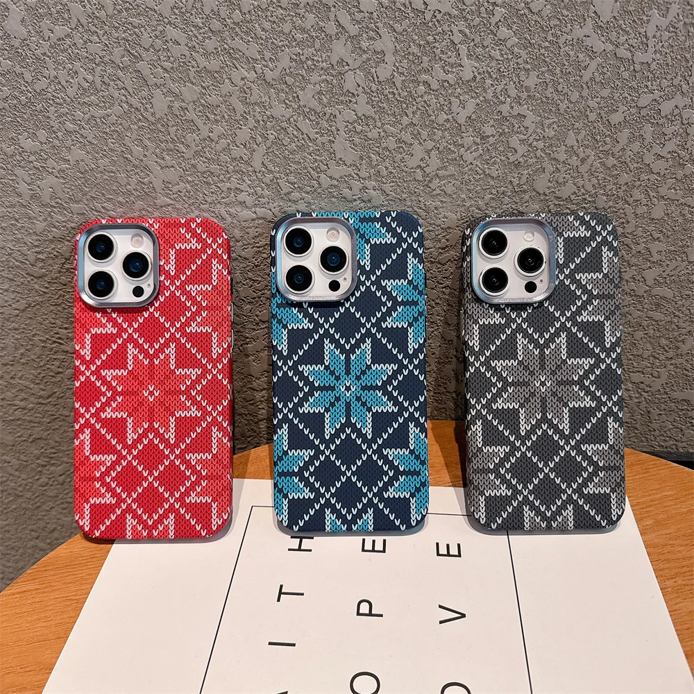 

Магнитный чехол для iPhone 15, 16, 17 Pro Max, углеродное волокно, кленовый лист, рельефный чехол для телефона, кольцо для камеры, объектив, корейский жесткий корпус из ПК, принципиально