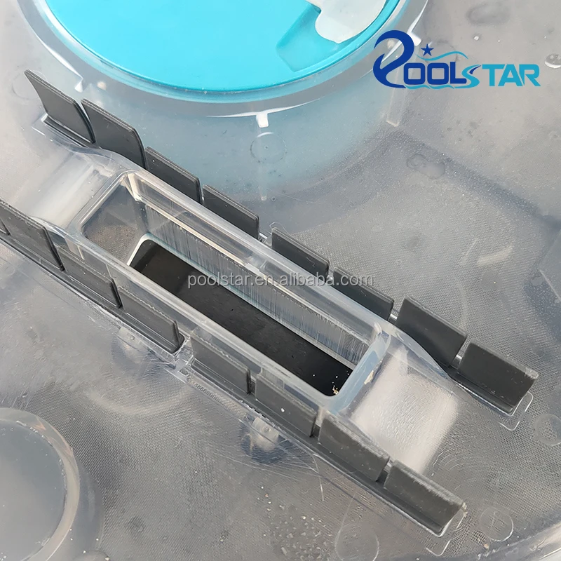 روبوت Aquajack 650 لحمامات السباحة فوق الأرض وحمامات السباحة الصغيرة الداخلية