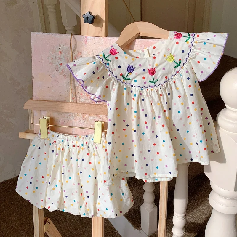 

Tulip Embroidery Sweet Girls' Suit24Summer Small Flying Sleeve Polka Dot Shirt Lantern Shorts Two-Piece Set-MR