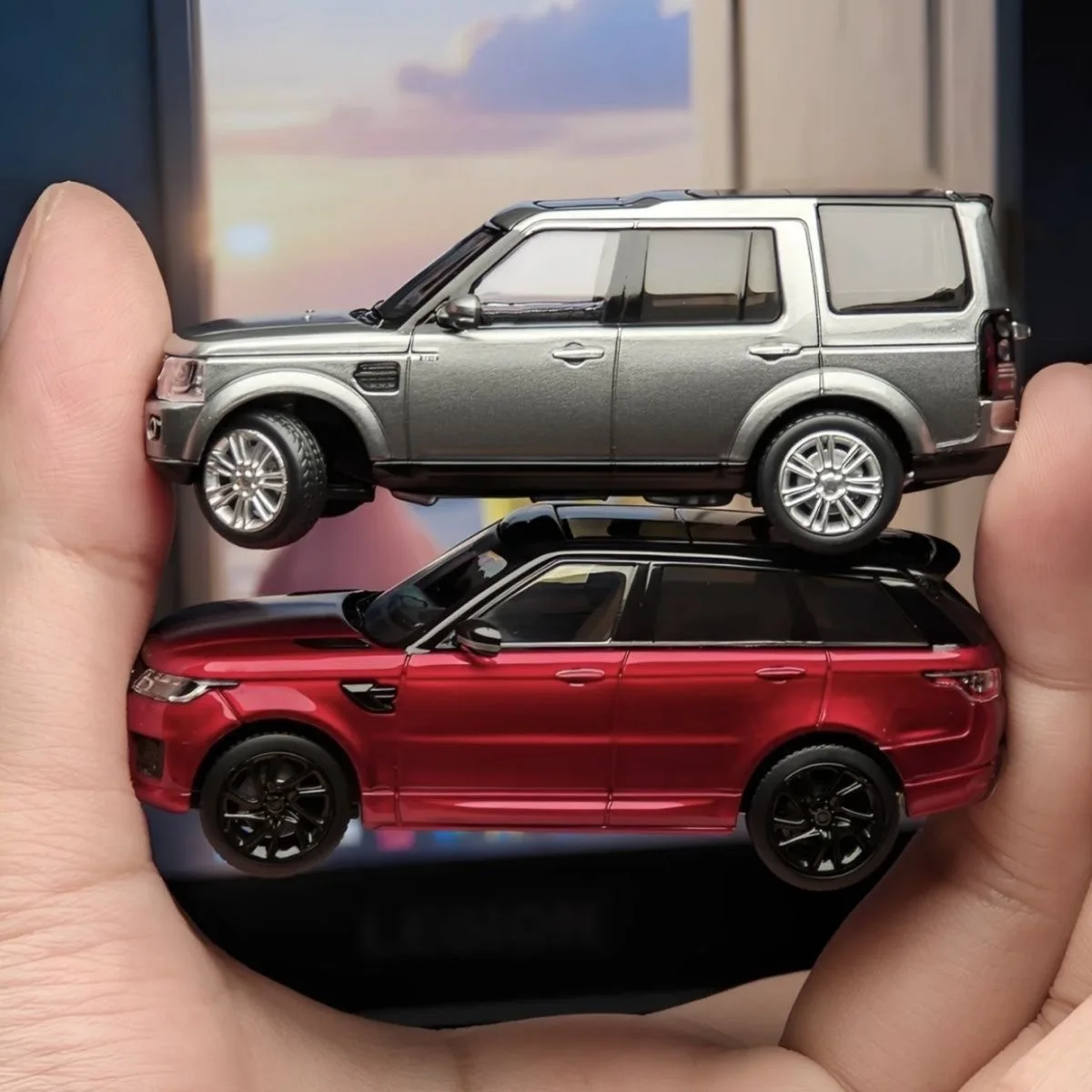 WHELART Modello in lega di veicoli fuoristrada classici Discovery 4 in scala 1:64