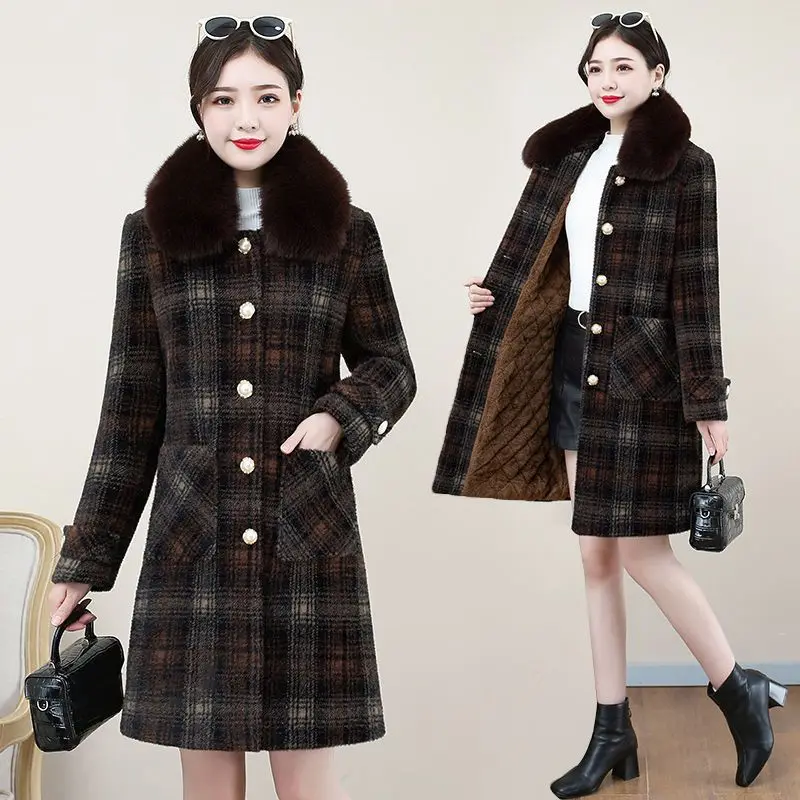 

Women Mink Jacket 2026 Winter New Middle-Aged Elderly Mothers Fur Coat Thick Outwear High-Grade Mink Fur Jacket Ladies Top TS695