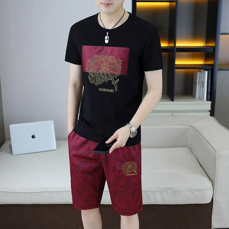

2025 Summer 2 Piece Set Retro Print Slim Casual Round Neck T-shirt+shorts Men's Sets Trendy Versatile Street Wear Men Clothing