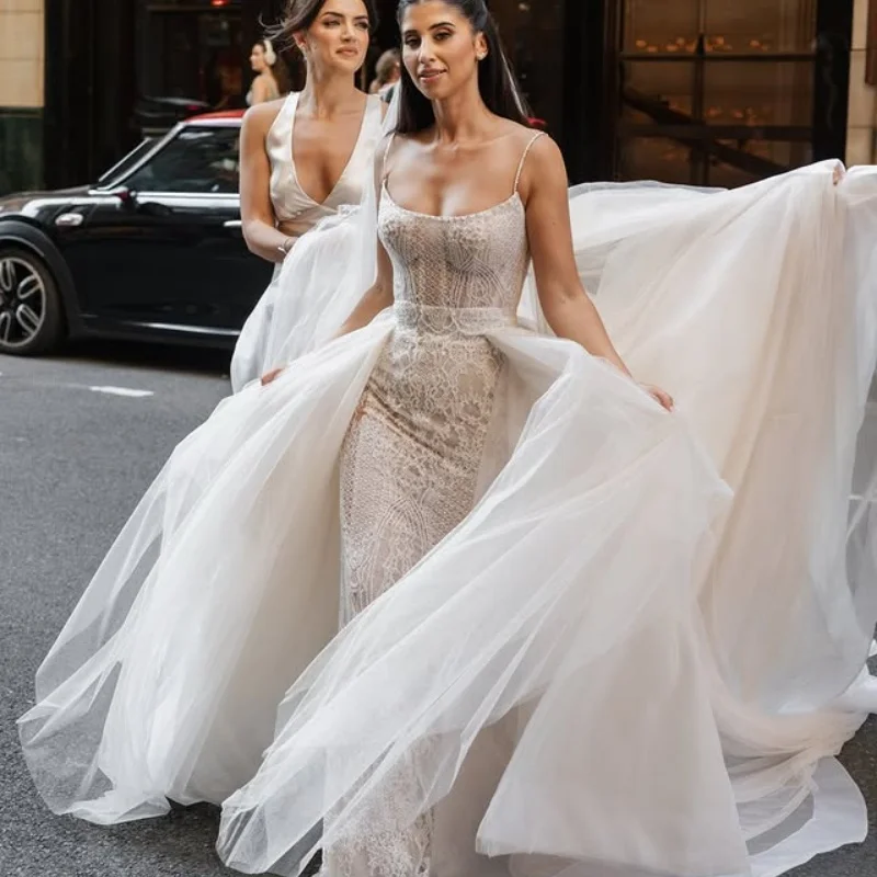 ที่กําหนดเองที่ละเอียดอ่อนสี Ball Gown Royal ชุดแต่งงาน Sweetheart applique 3D ดอกไม้รูปลอกหาง Made Robe De