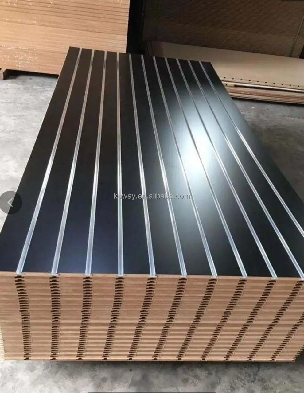 

Keway Wholesale 18mm 4x8ft Melamine Laminated MDF Board Slatwall Panels for Kitchen Cabinet
