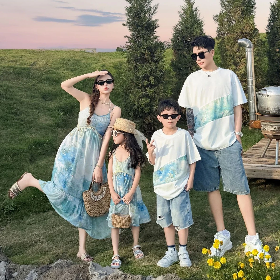 2026 Summer Vacation Style Family Matching Outfits Korean Fashion Mommy & Me Elegant Dress Beach Wear High End Look Family Set