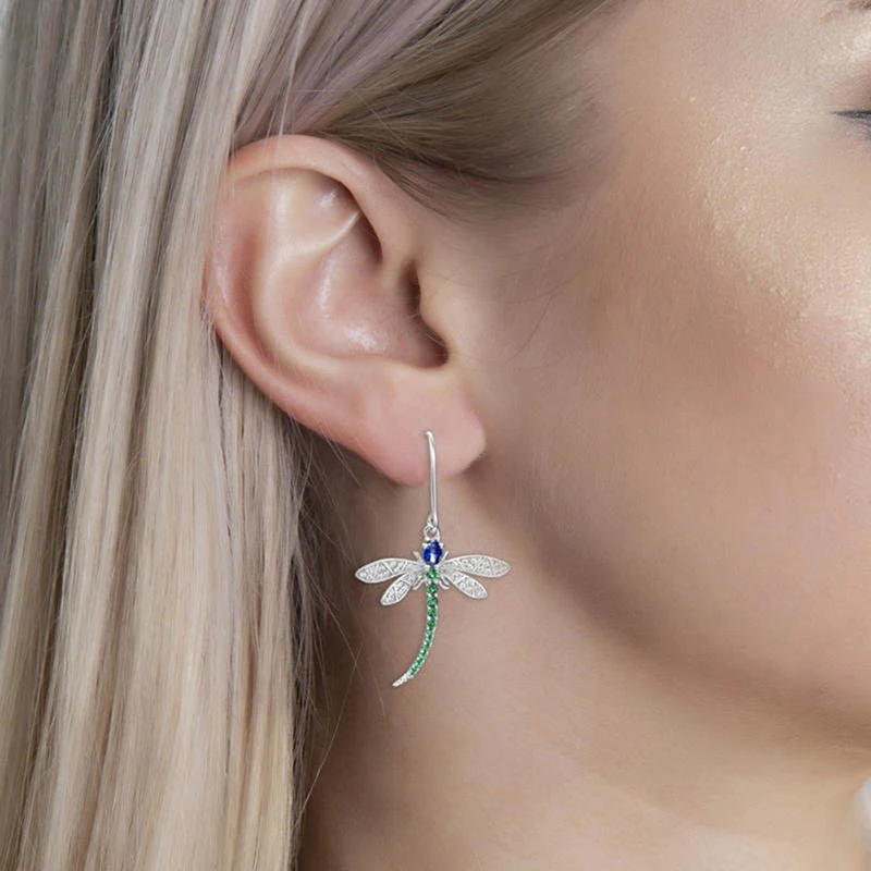 Huitan Exquisite Dragonfly Pendant Earrings Female Brilliant Zirconia Jewelry for Daily Party Delicate Insect Accessories Gift