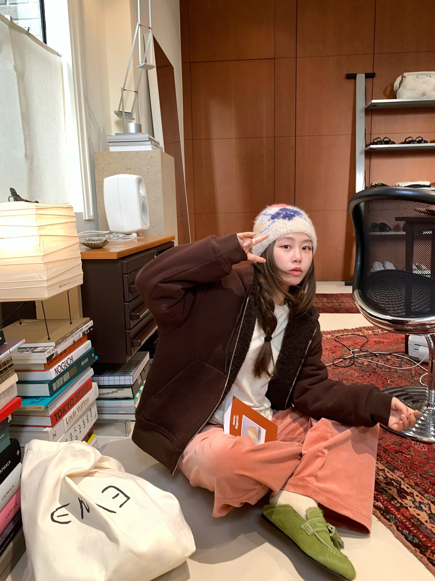 

Autumn Winter Wooden Tone Hooded Lamb Fur Jaet ex Long Sve Sweatirt Coat Cotton Polyester Blend Zipper Closure Sol...