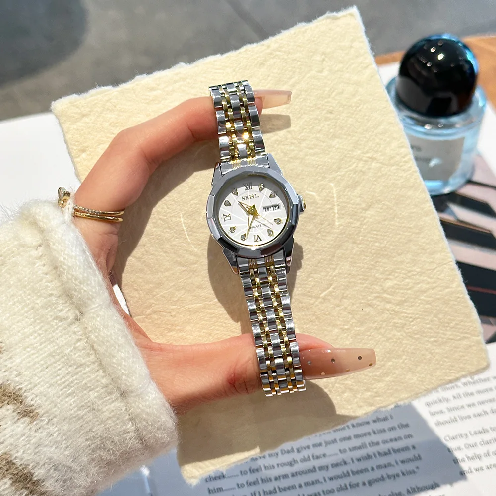 

Женские часы, элегантный и универсальный. Корейский стиль. Модный и модный, простой, но роскошный, с календарем и кварцевым механизмом.