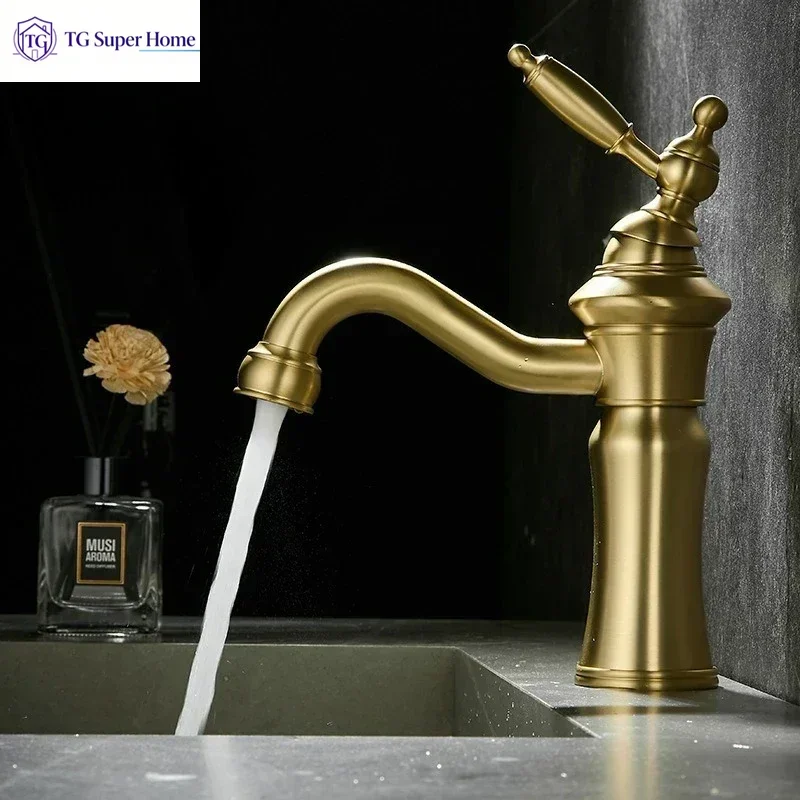 Vintage Solid Brass Under-Counter Washbasin Tap for the Bathroom, Single-Hole, Hot and Cold Water, Splash-Proof