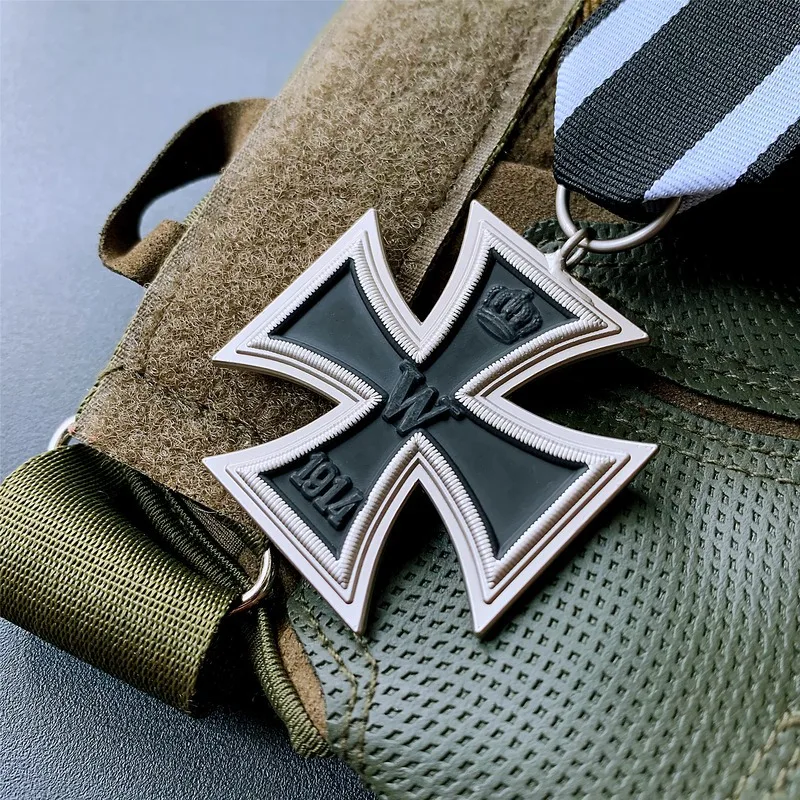 1914 German Iron Cross Badge of Merit Brooch Commemorative Collection